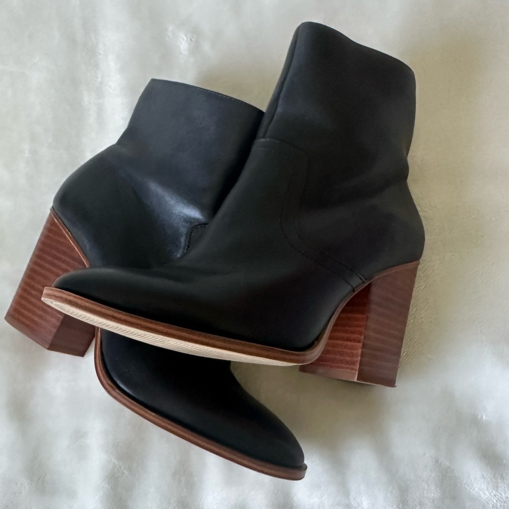 Aldo Black Leather THIELLE Ankle Boots Booties 7.5